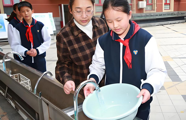 �W(xu��)У������ˮ��Ό���ˮ����̎�������ˮ